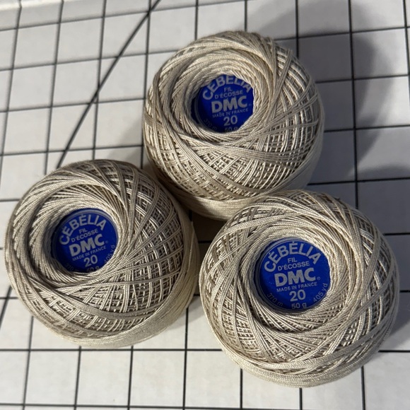 Vintage DMC Cebelia No. 20 Crochet Cotton – Set of 3, Ecru Beige, 50g 405 Yds - Picture 2 of 5